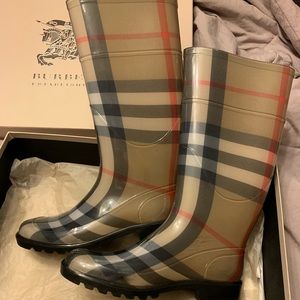 Burberry Rainboots